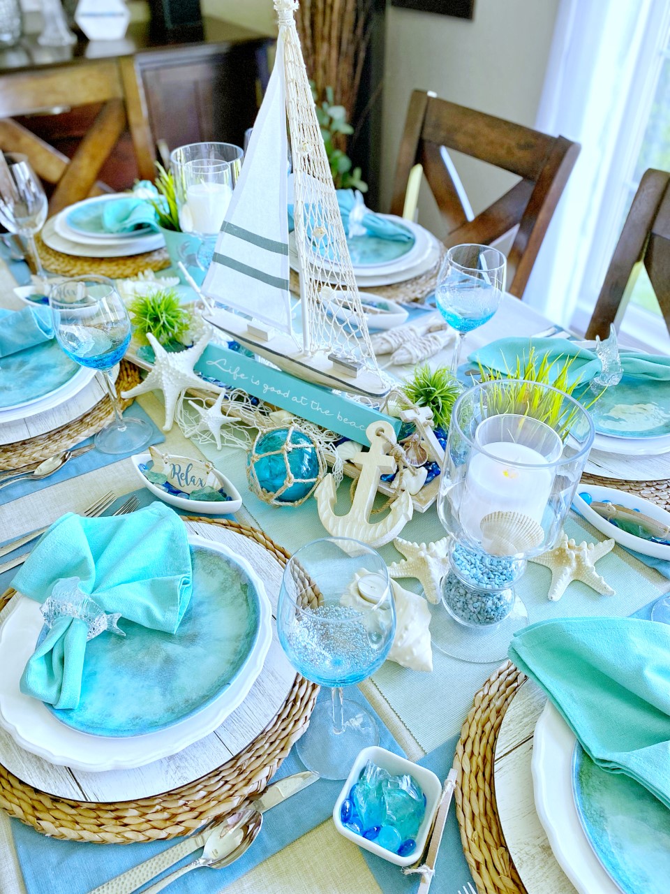 Sail Away With a Nautical Table Setting