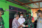 TNI Polri dan Masyarakat Tionghoa Pekalongan Bagikan Bantuan Kepada Warga Terdampak Covid-19