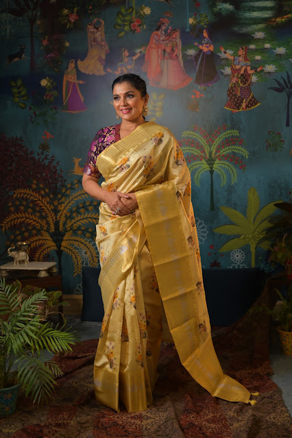 Gold silk floral Kanjeewaram