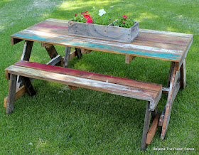 pallets, picnic table, paint, salvaged, build it, reclaimed wood, summer picnic, outdoor ideas, http://bec4-beyondthepicketfence.blogspot.com/2016/06/pallet-picnic-table.html