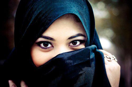  Gambar  Wanita  Muslimah  Berhijab Cantik 