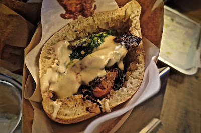 Miznon, chicken liver pita