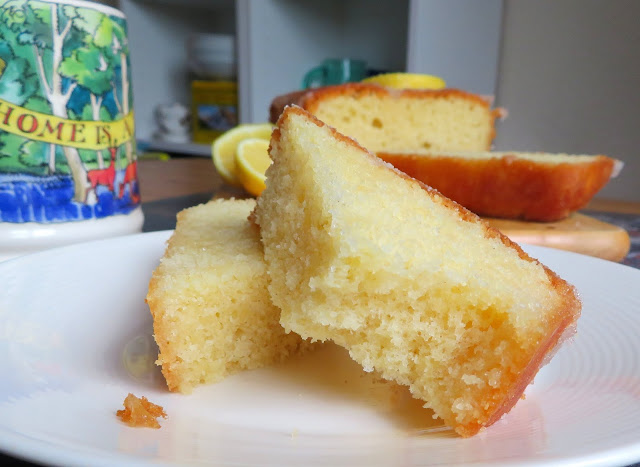 Mary Berry's Lemon Drizzle Cake