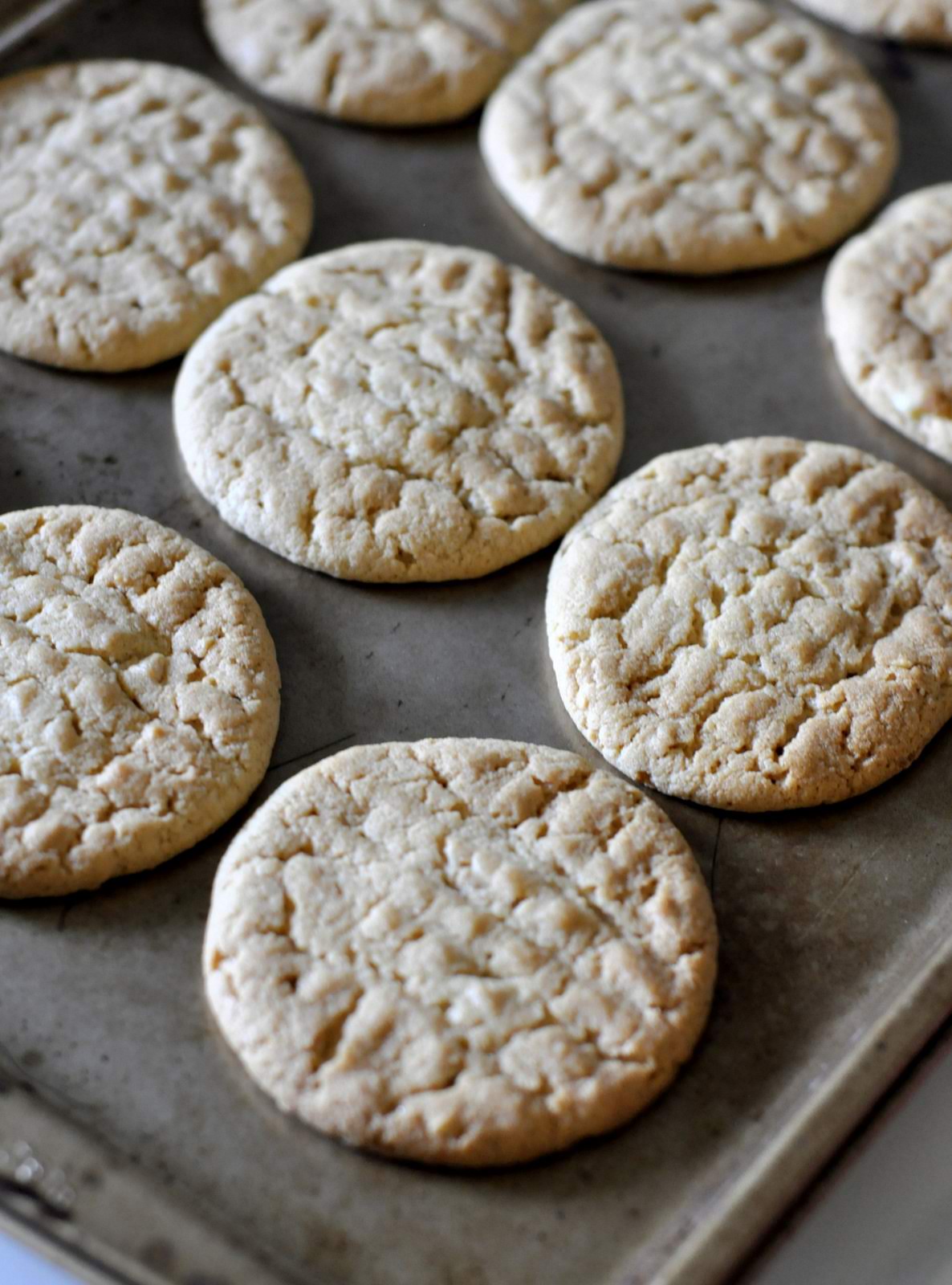 Crunchy Peanut Butter Cookies on Taste As You Go