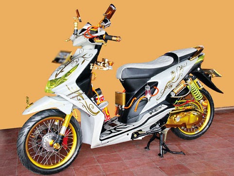 modifikasi motor beat putih