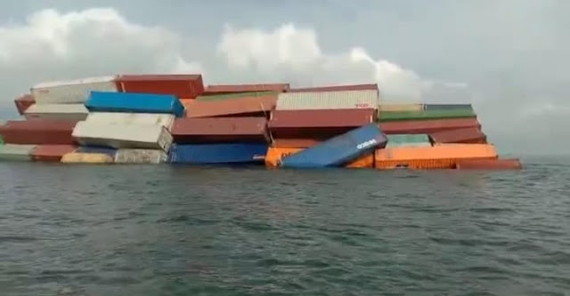 Karena Diterjang Ombak, Kapal Tongkang Marcopolo 188 Bermuatan 195 Container Tenggelam di Perairan Karimun