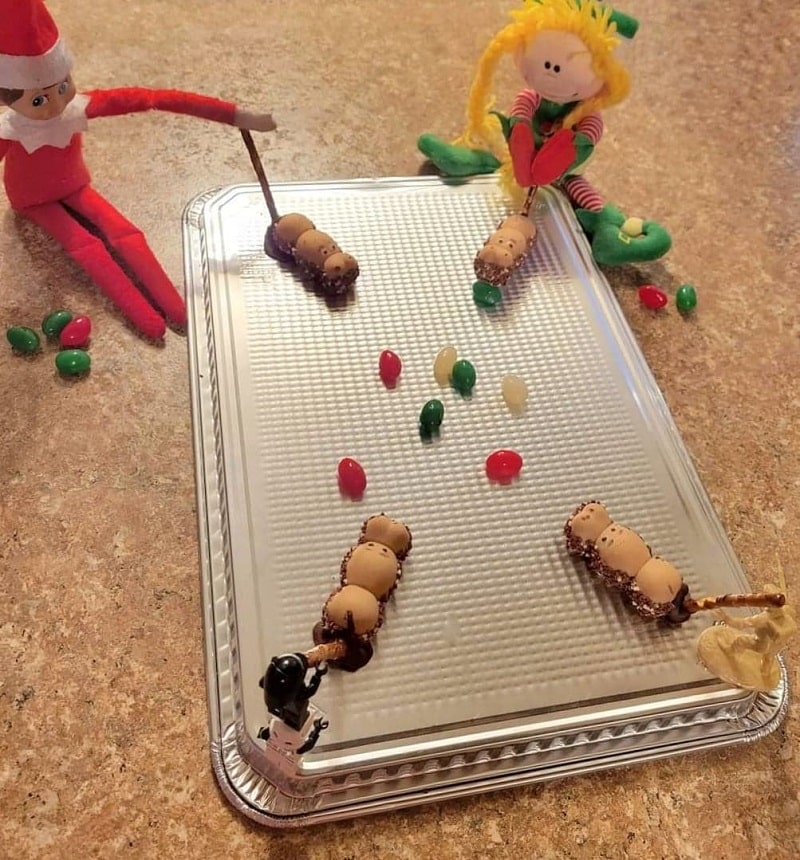 elves playing hungry hippos