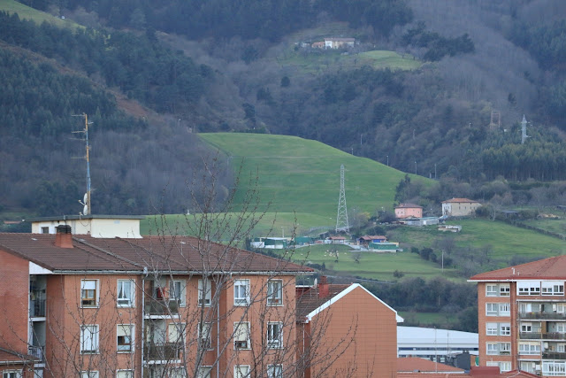 Ladera con el vertedero de lindane en Argalario