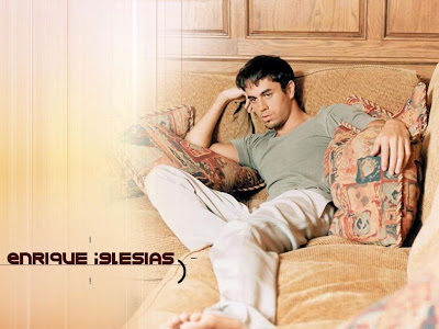 Enrique Iglesias Wallpapers 2011