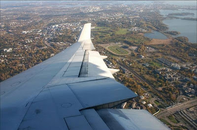 Under the wing pictures of the aircraft Seen On www.coolpicturegallery.net