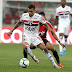 São Paulo vence mais uma e encosta na liderança do Brasileirão