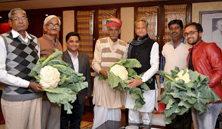 jagdish parikh, ashok gehlot, padam shri award, news