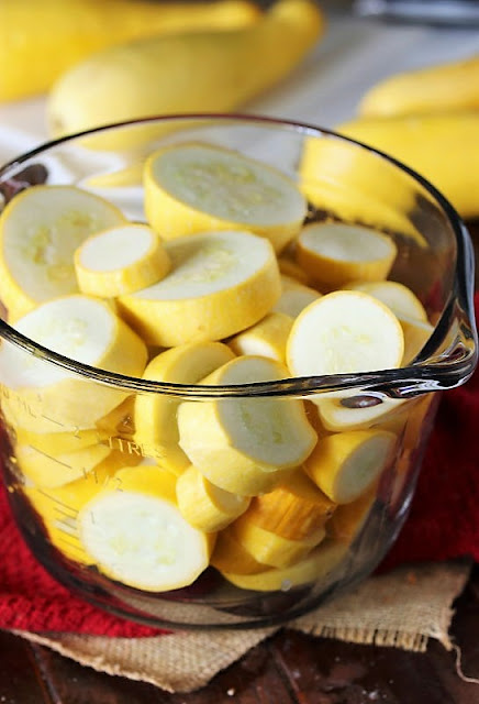 s a wonderful means to taste that summertime abundance of summertime squelch Ma's Mashed Summer Squash Casserole