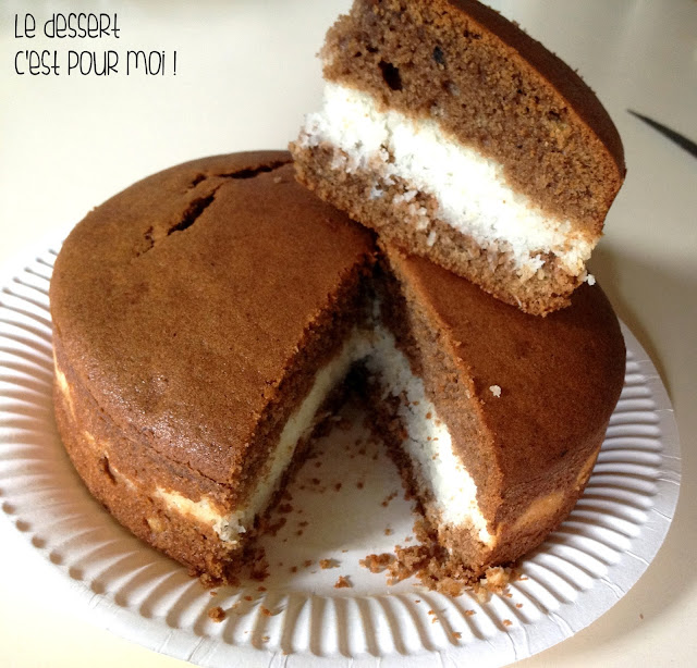 http://ledessertcestpourmoi.blogspot.com/2016/06/gateau-cacao-coeur-noix-de-coco.html