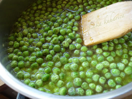 cooking green peas