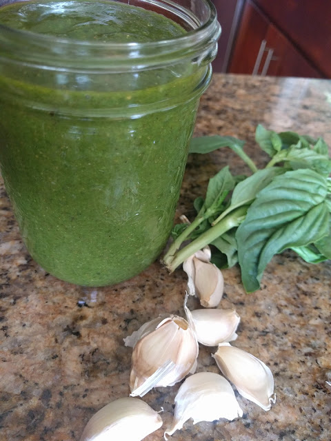 How to Make the Perfect Fresh, Delicious, Healthy Pesto