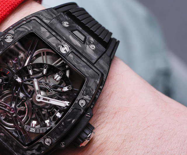 réplique Hublot Spirit of Big Bang tourbillon noir de carbone