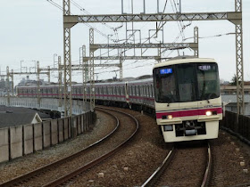 京王電鉄　快速　若葉台行き　8000系(節電ダイヤに伴う運行)