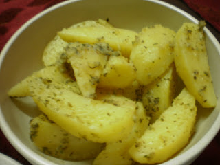 AKU dan SEGALANYA: Garlic Parsley Potato