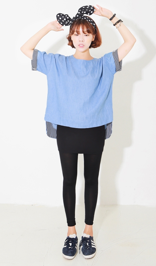 Oversized Tee with Inner Stripe Print