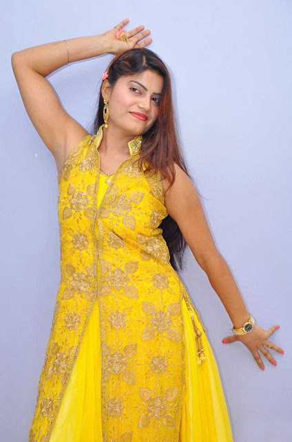 Hot Telugu Actress Nandini Kapoor Latest Photoshoot Images