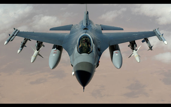 wallpaper pesawat tempur F16, gambar pesawat tempur