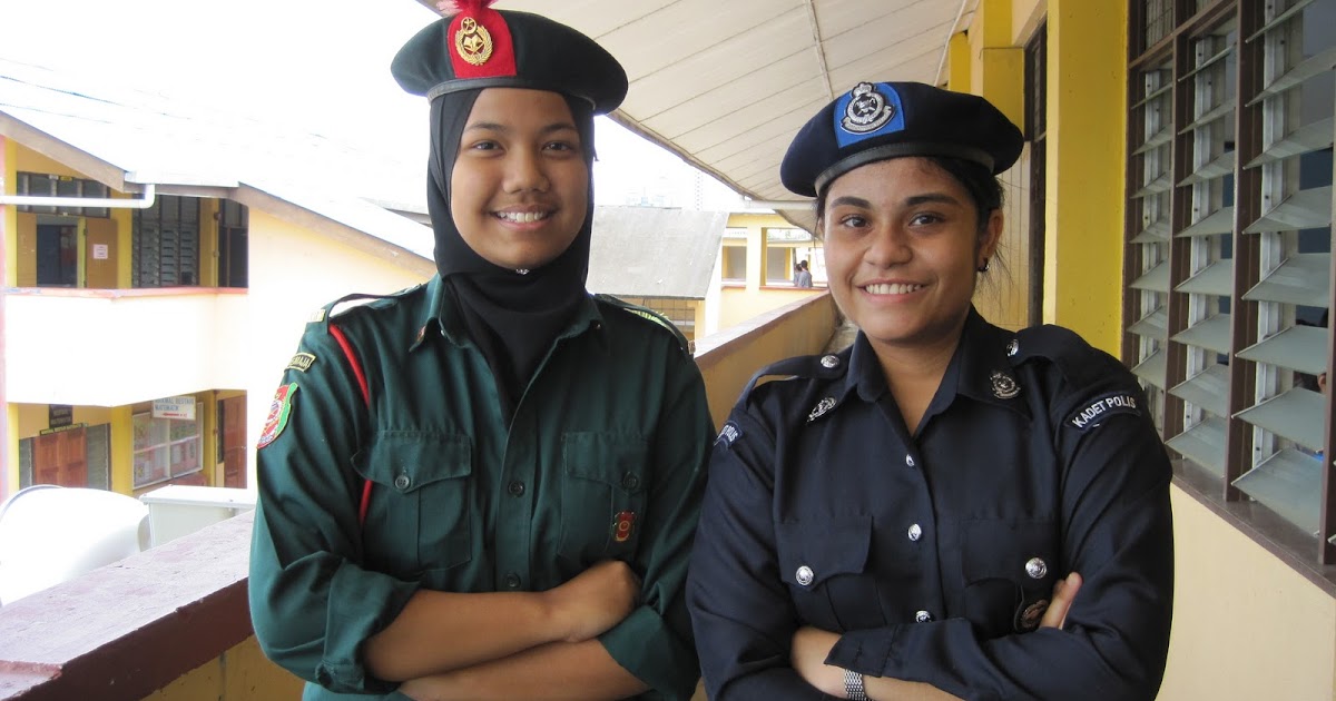 Sehari dalam Sejarah . . .: PEMAKAIAN UNIFORM @ BADAN 