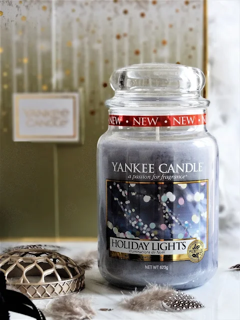 Holiday Lights Yankee Candle, avis Holiday Lights Yankee Candle, bougie holiday lights yankee candle, yankee candle holiday lights review, coffret cadeau yankee candle noel 2018, yankee candle noel 2018, yankee candle christmas collection 2018, yankee candle christmas collection review, yankee candle christmas gift set 2018