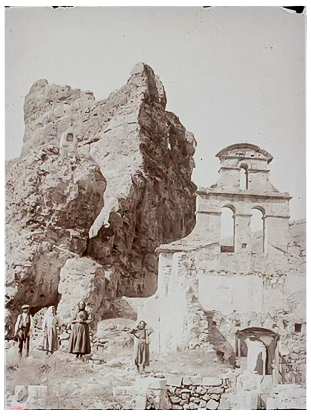 Título: Iglesia en ruinas del Convento de la Hoz.Convento de la Hoz. Segovia.  Autor: Torres Balbás, Leopoldo