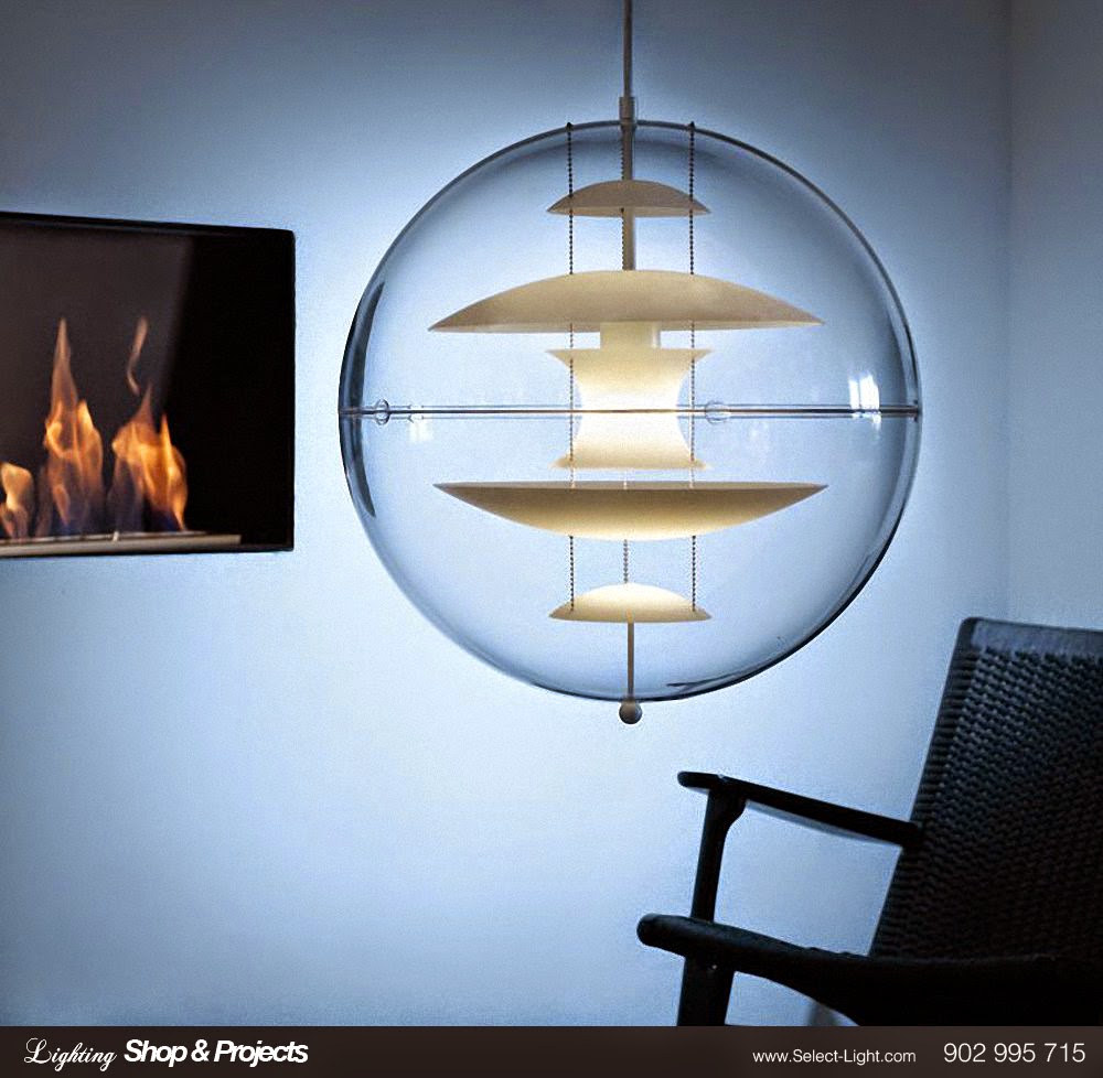 VP Globe hanging light By Verpan