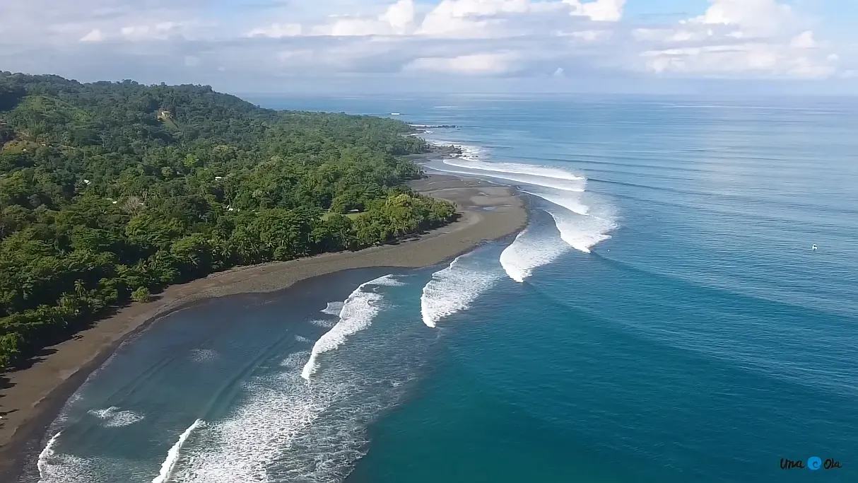 Surf Pavones - Una Ola Surf Camps