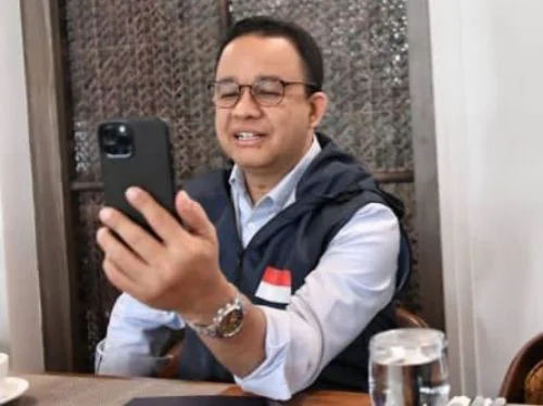 Anies Ucapkan Selamat Hari Anti Korupsi, Netizen Ungkit Lem Aibon Harga Miliaran