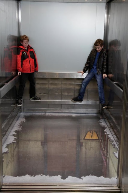 Лондонский лифт без дна3