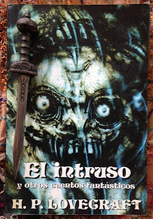 Portada del libro El intruso y otros relatos fantásticos, de H. P. Lovecraft