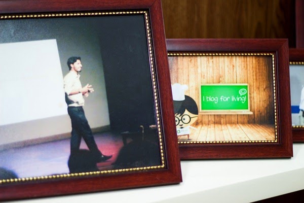 Photo showcase