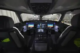 “Estamos declarando emergencia”, revela grabación de piloto tras pasajero que provoca terror en avión en Nueva York