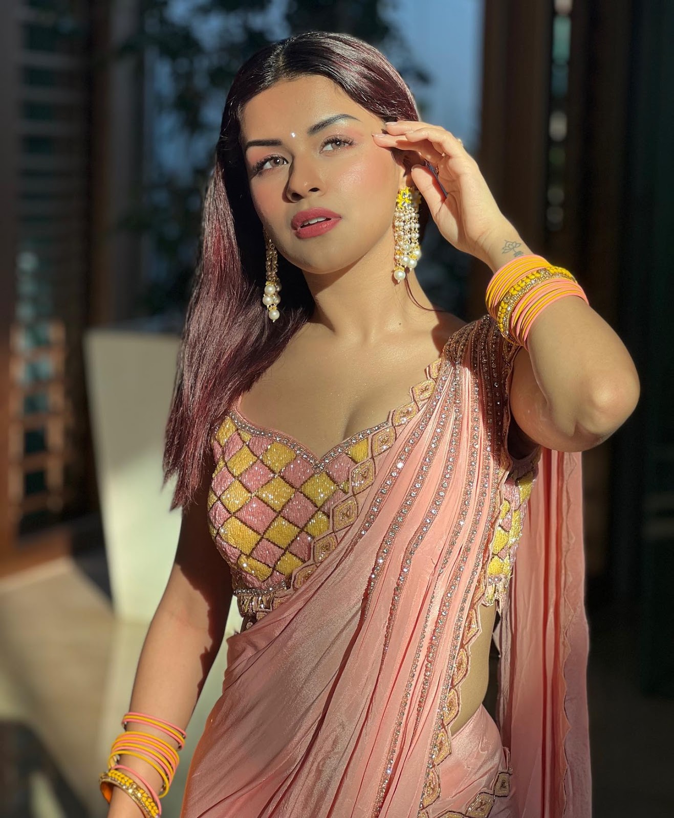 Avneet kaur pic