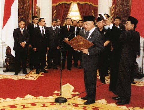 Indonesia Di Bawah Pemerintahan B. J. Habibie