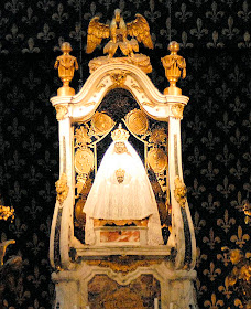 Nossa Senhora de Puy-en-Velay, França