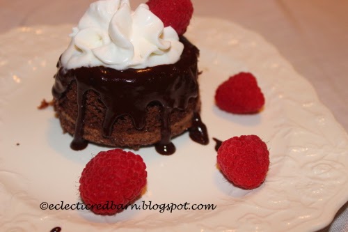 Eclectic Red Barn: 5 Ingredient Chocolate Cakes with raspberries