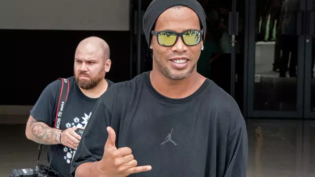 Ronaldinho Ungkap Tertarik Bermain di Malaysia