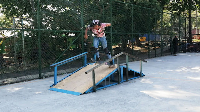 Skateboarding en Sonsonate