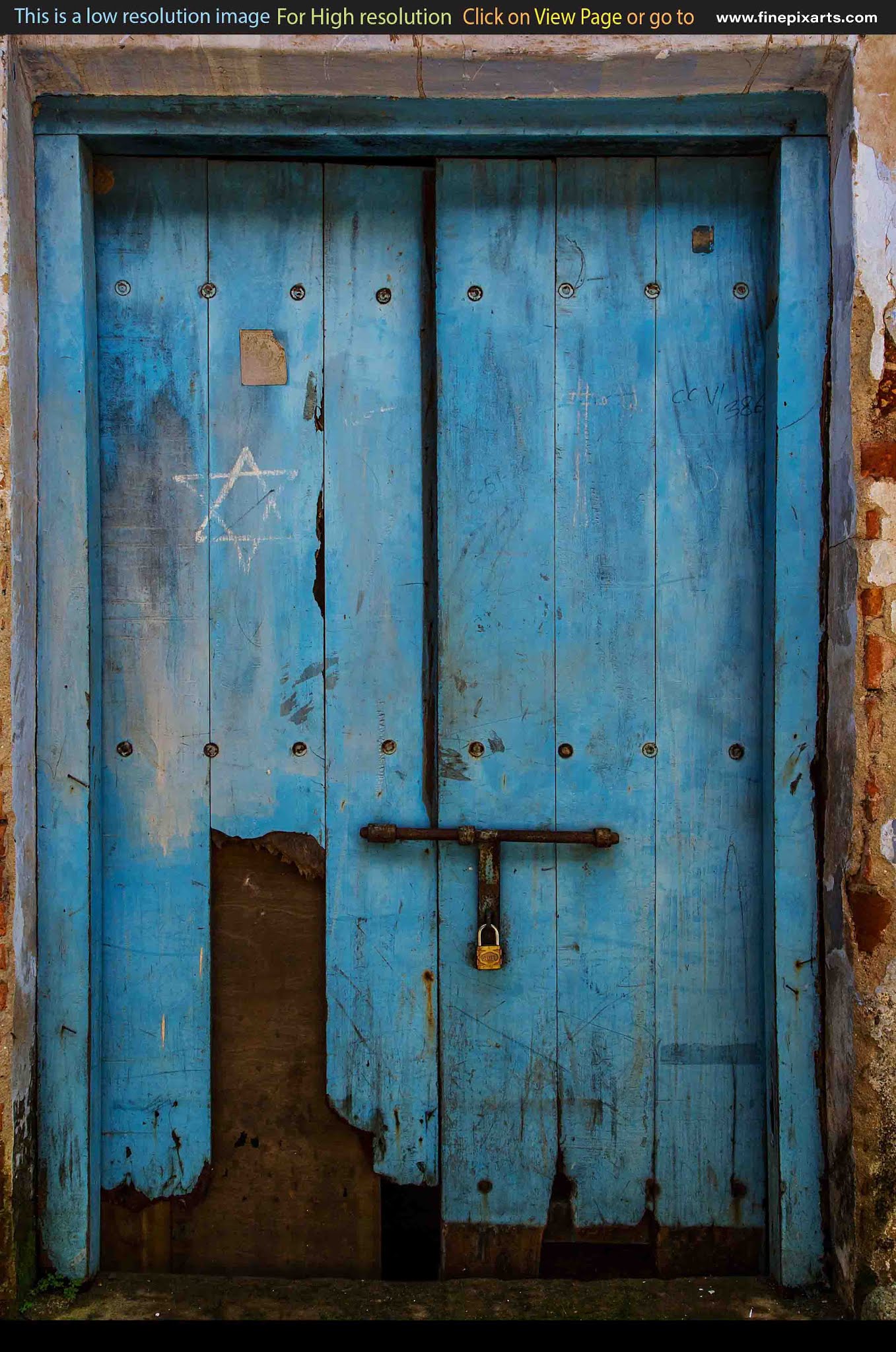Old Wooden Door texture 00004