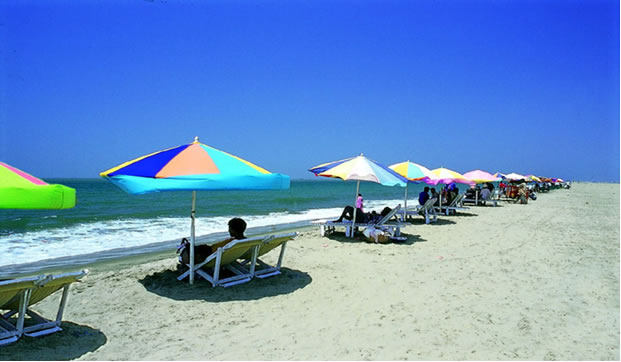 Travel Bangladesh: Longest Sea Beach in the World - Cox's ...