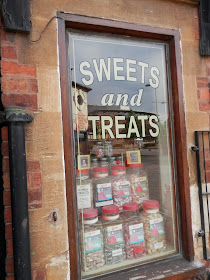 By E.V.Pita (2013), sweets in UK / Dulces en Inglaterra, por E.V.Pita / Larpeiradas en Inglaterra (Pita)