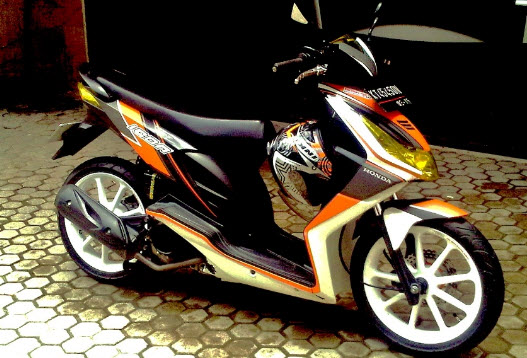  Gaya Modifikasi Motor Honda Beat Terbaru