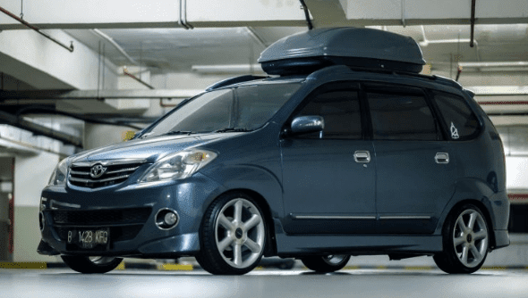  Toyota avanza menjadi salah satu produk mobil paling laris di pasaran Indonesia Modifikasi Mobil Avanza  
