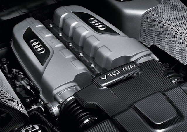Audi R8 V10 plus 2013 engine