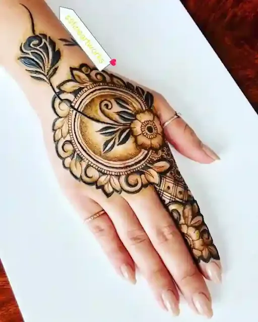 back hand mehndi design