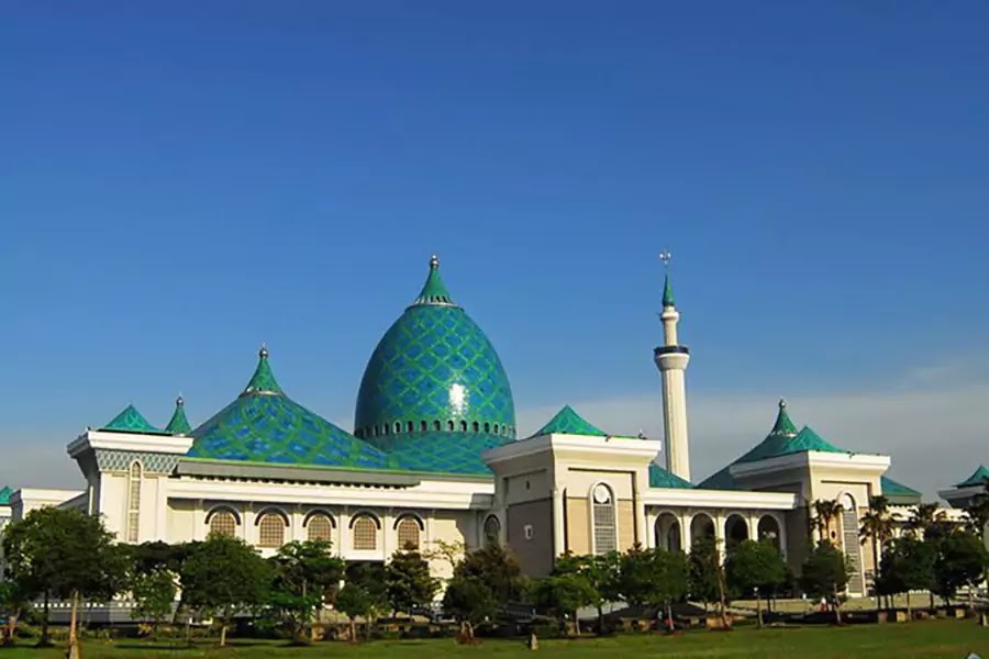 15 Masjid Unik di Indonesia, 8. Mushola Al-Akbar, Surabaya